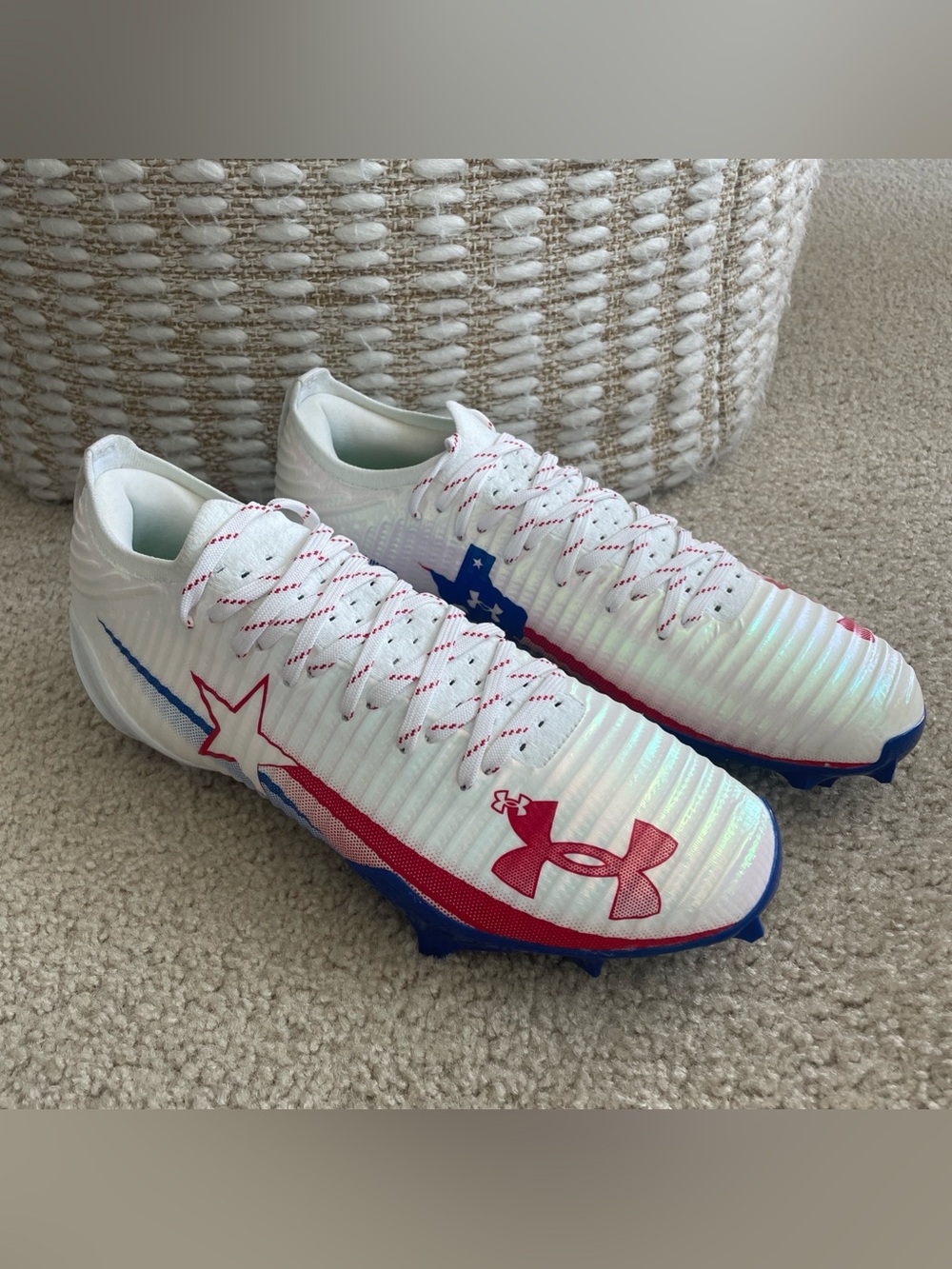 Under Armour Blur Pro Mens Low Football Cleats, Texas White Red Blue, Pick 11.5